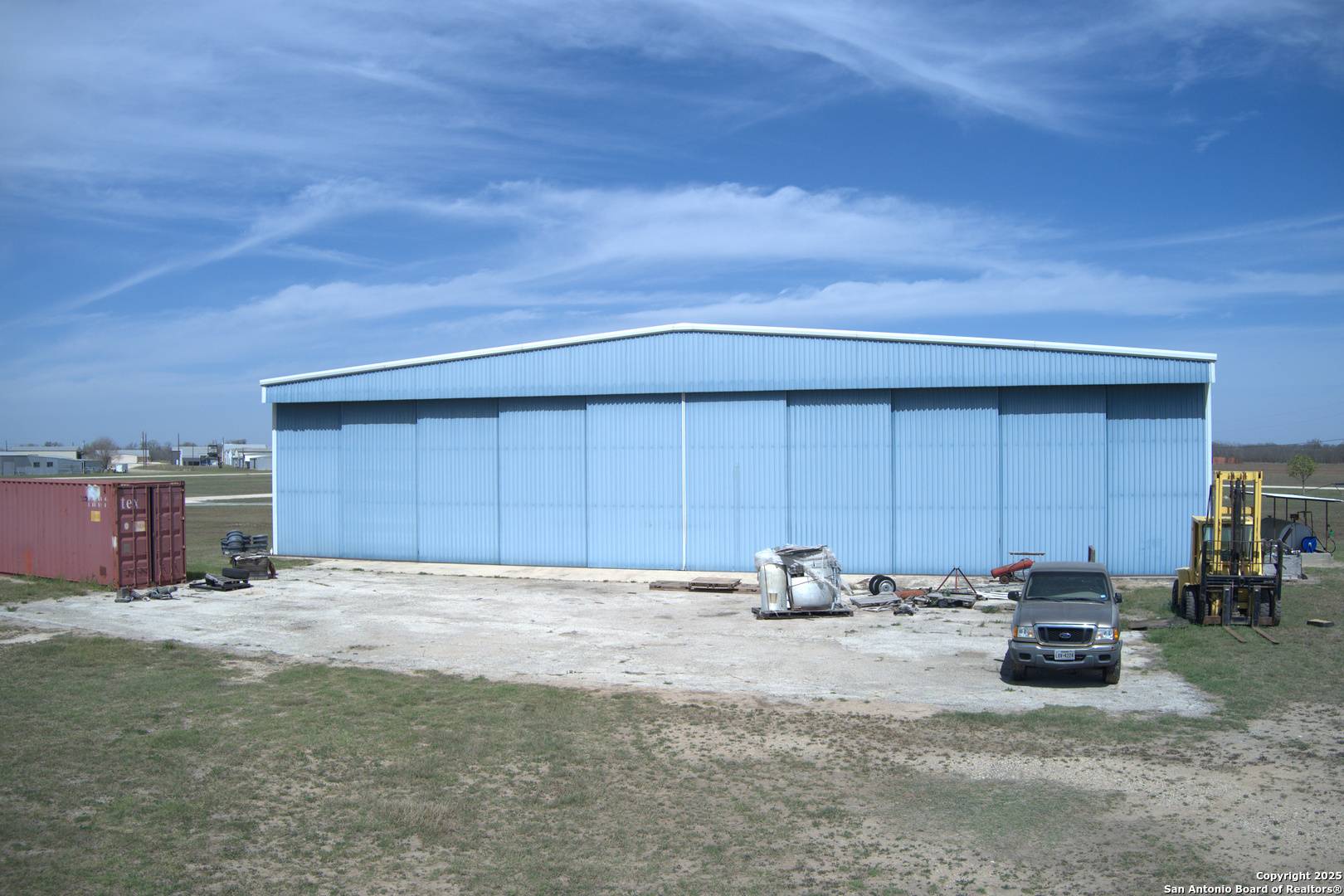 Marion, TX 78124,305 Windsock Ln