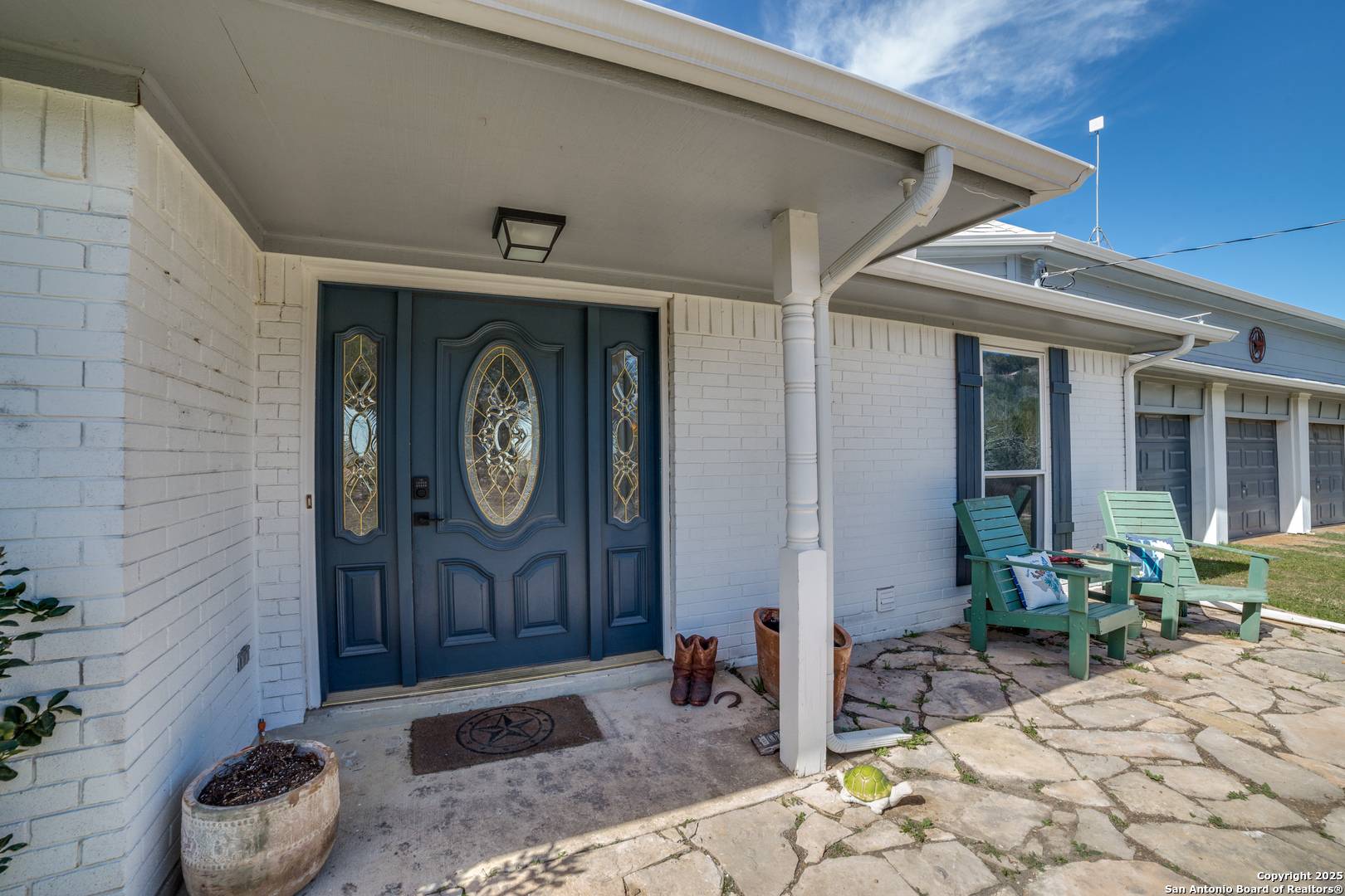 Rio Medina, TX 78066,8415 County Road 279