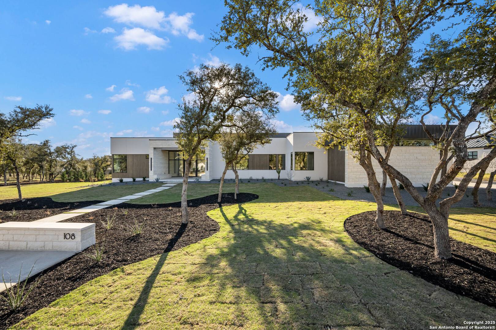 San Antonio, TX 78231,108 Whittingham