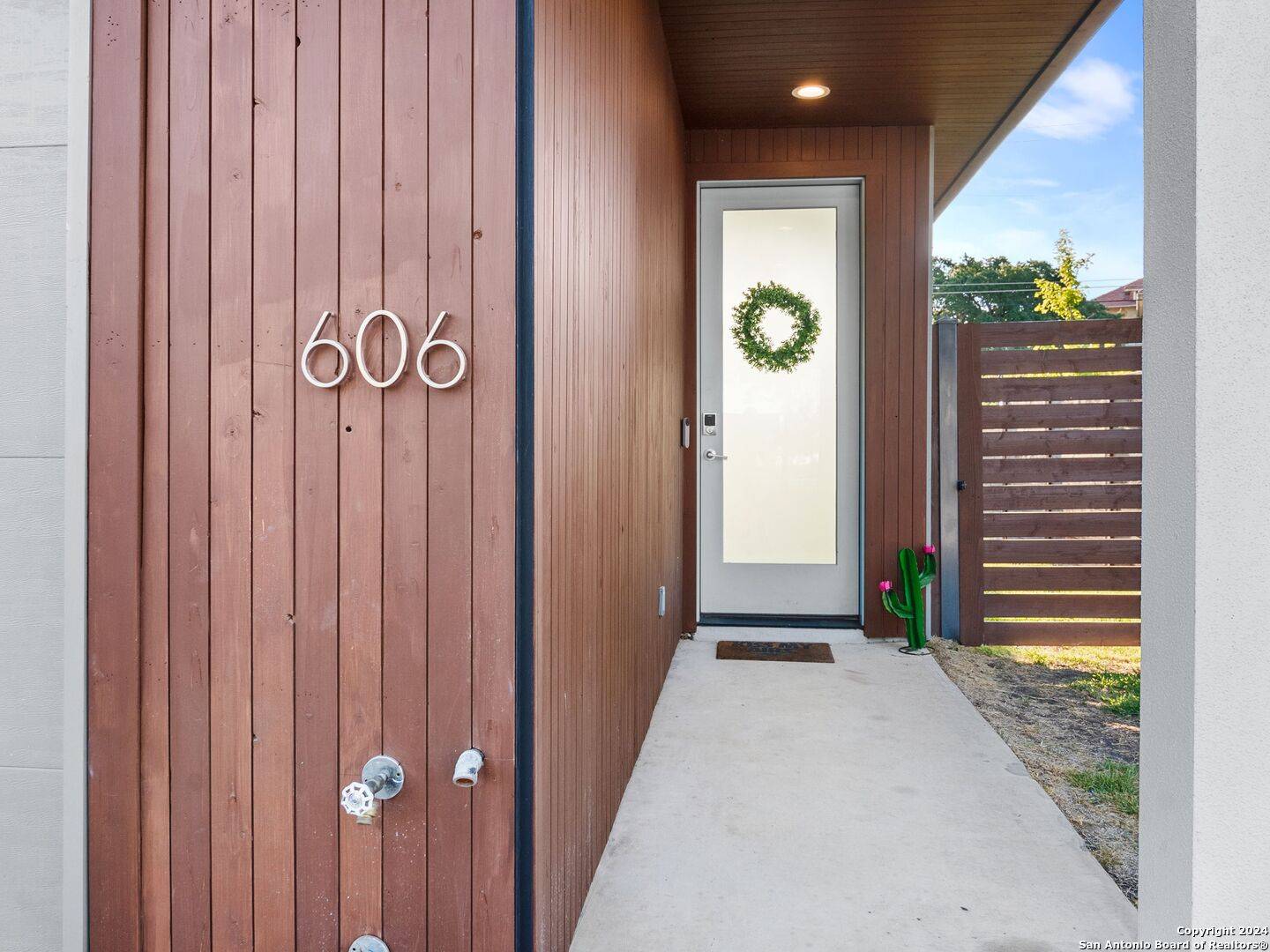 San Antonio, TX 78209-7104,102 TENDICK UNIT 606