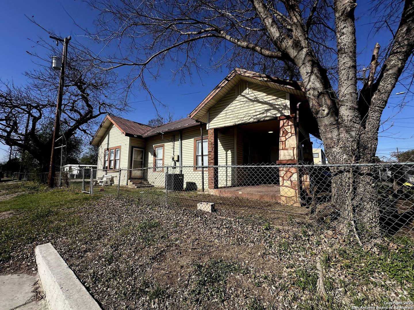 San Antonio, TX 78207,902 Ruiz