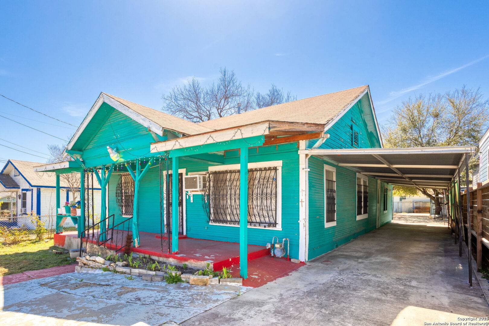 San Antonio, TX 78204,122 Glass