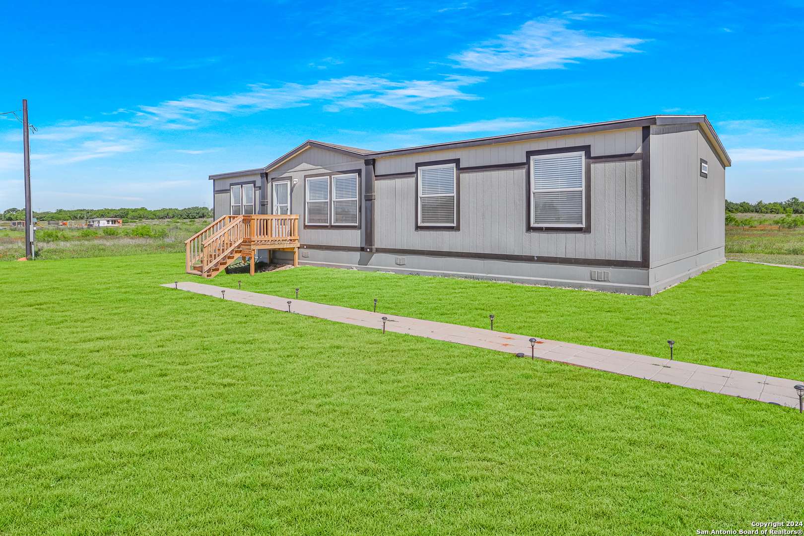 Moore, TX 78057,217 Lilpie Lane