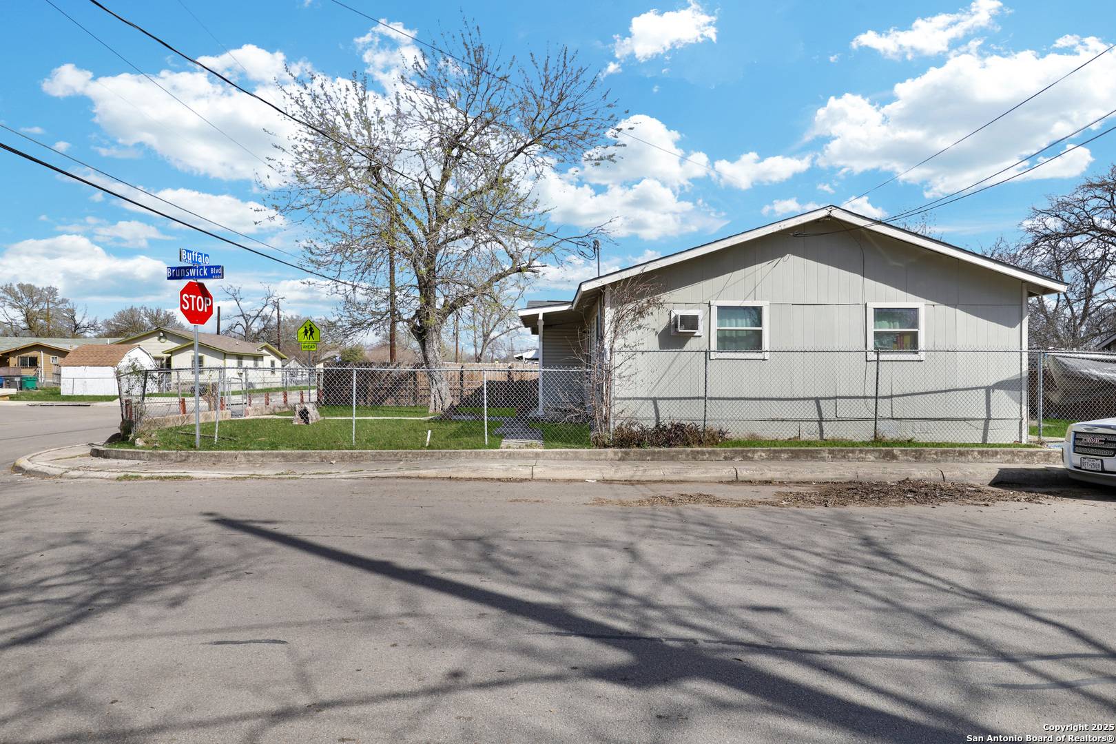 San Antonio, TX 78211,1838 Buffalo St