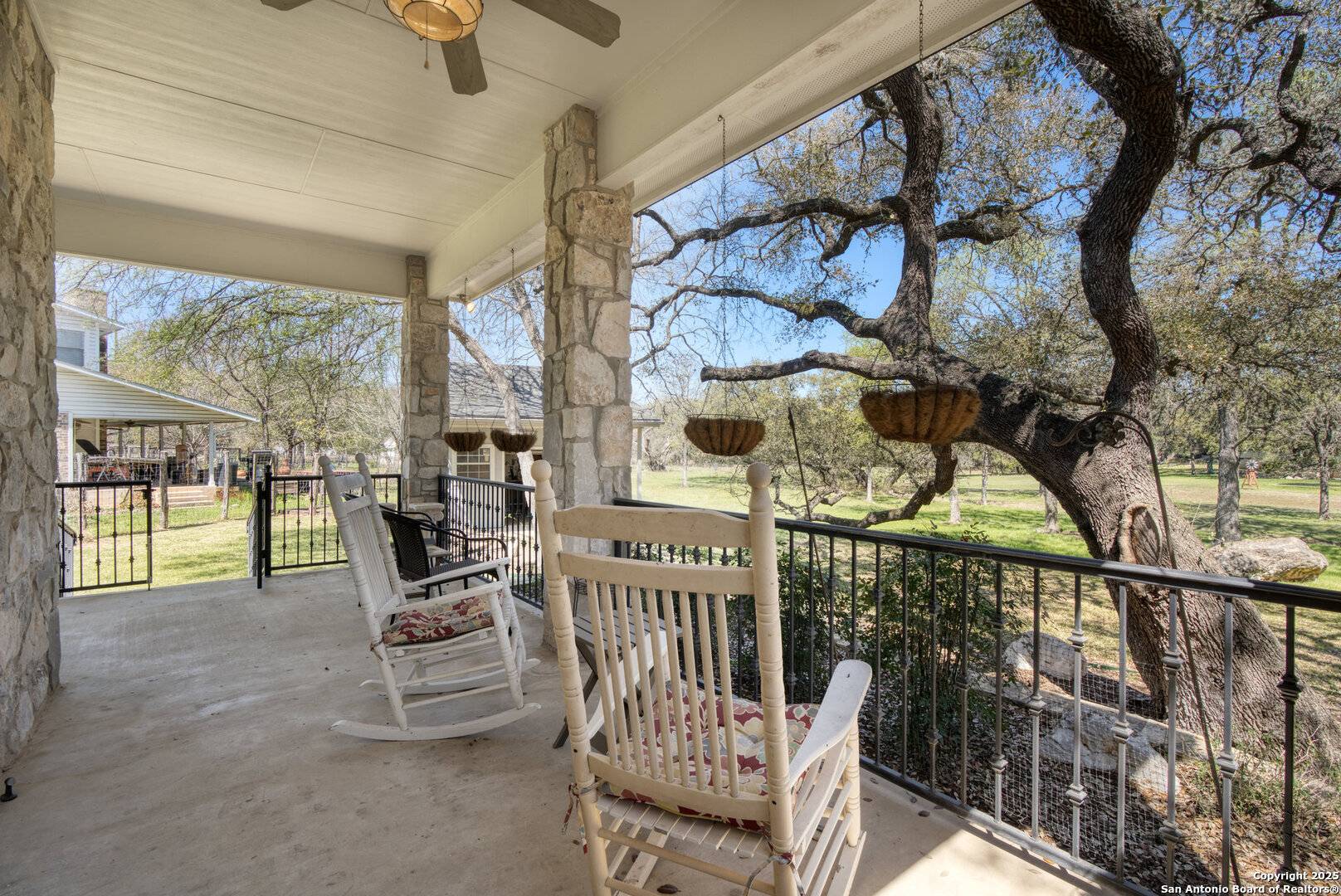 New Braunfels, TX 78130,521 Oak Tree