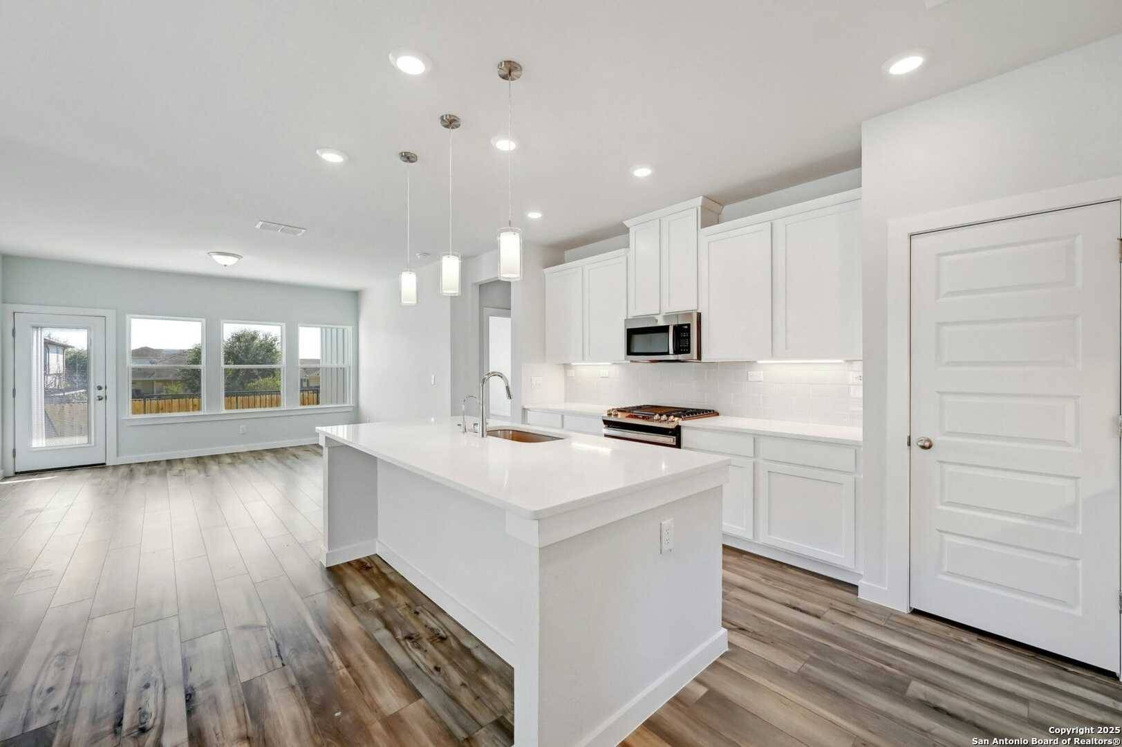 New Braunfels, TX 78130,1514 Saddleback
