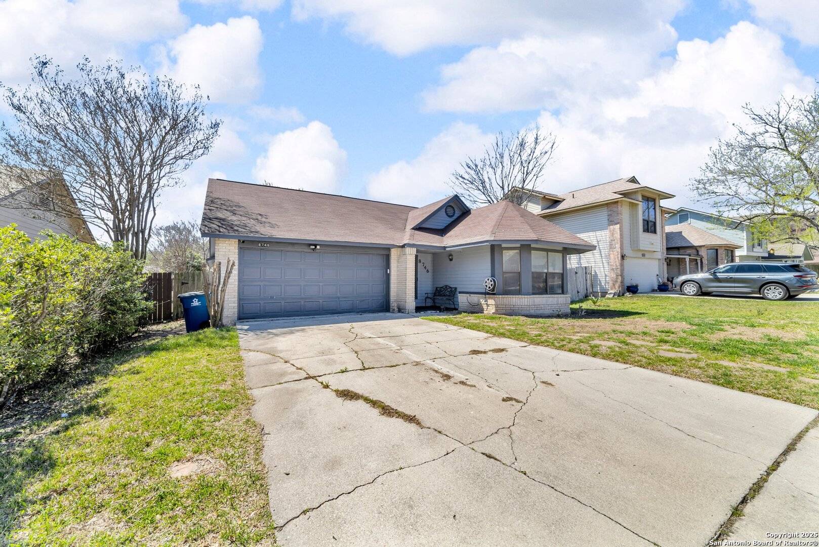 San Antonio, TX 78239,8746 Serene Ridge