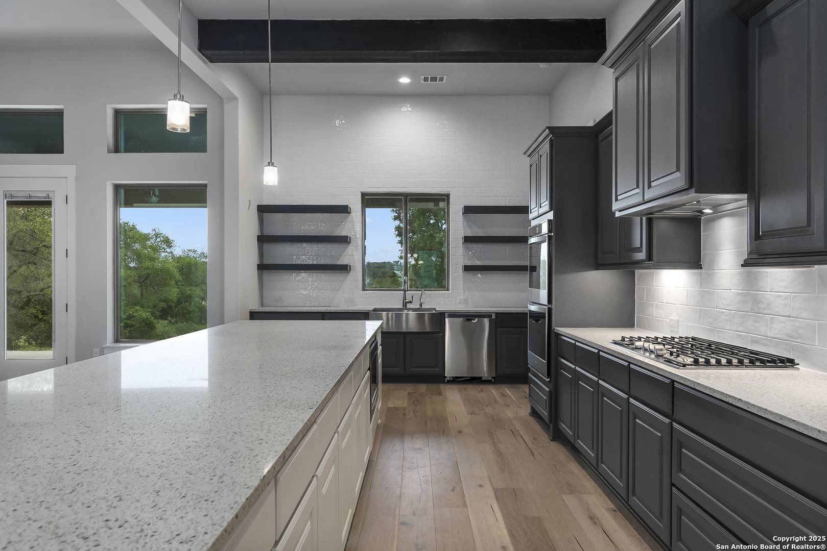 Spicewood, TX 78669,109 Lazy Oak Pl