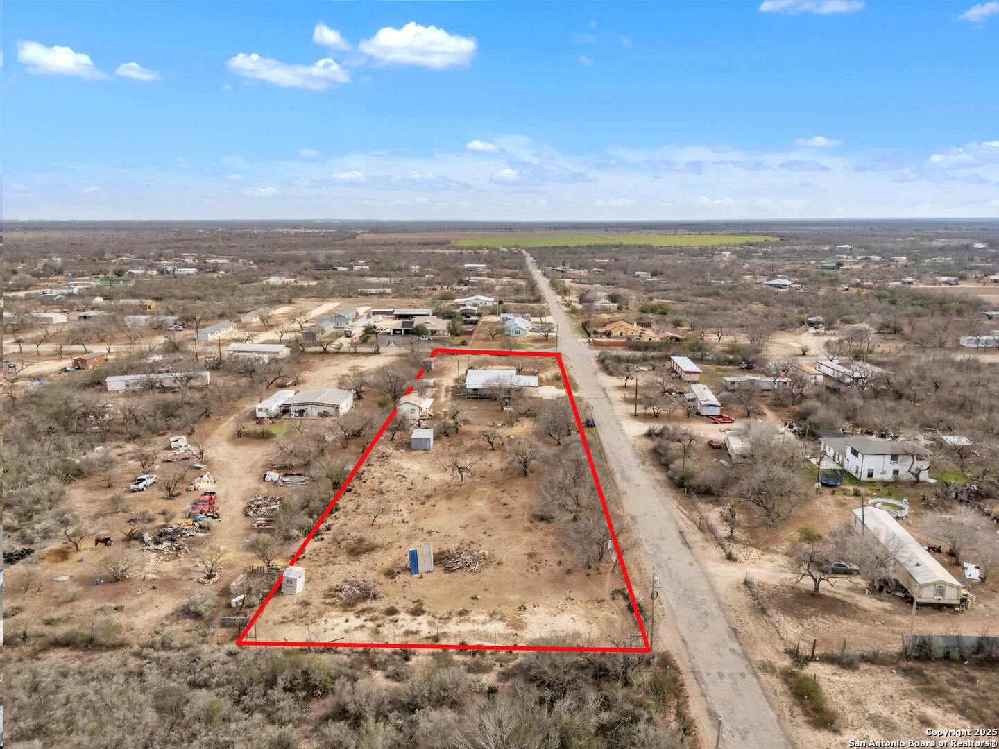 Uvalde, TX 78801,498 Whitetail