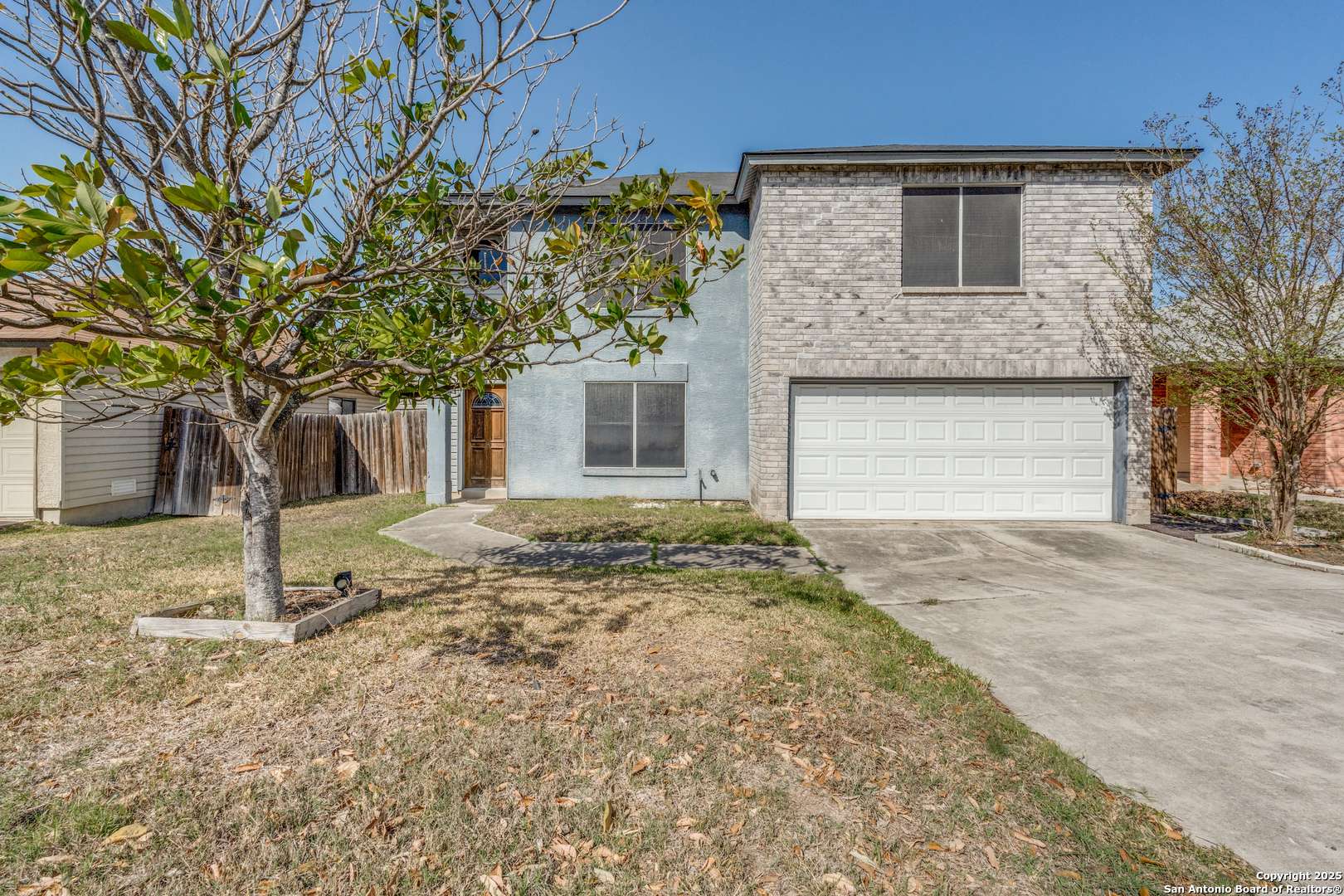 Converse, TX 78109,6635 Beech Trail