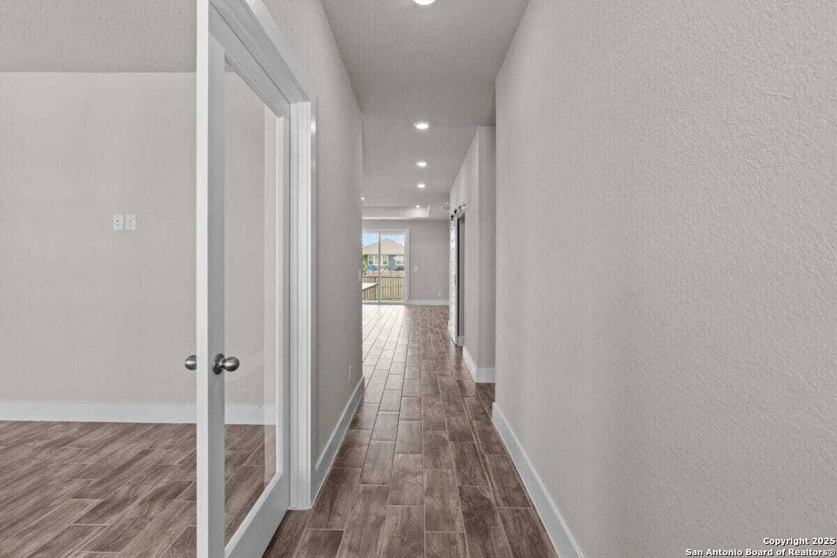 Live Oak, TX 78233,11107 Carlyle Springs