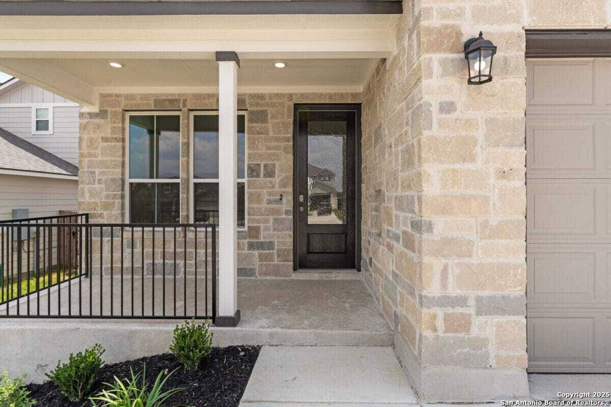 Live Oak, TX 78233,11107 Carlyle Springs