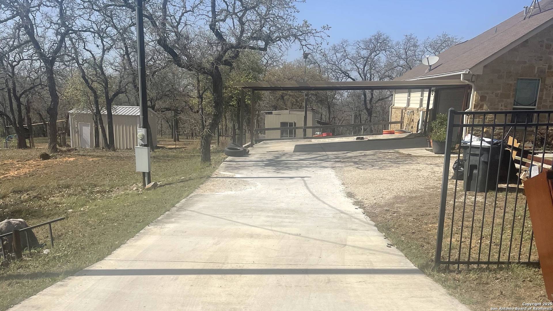 La Vernia, TX 78121,158 Pullman Rd