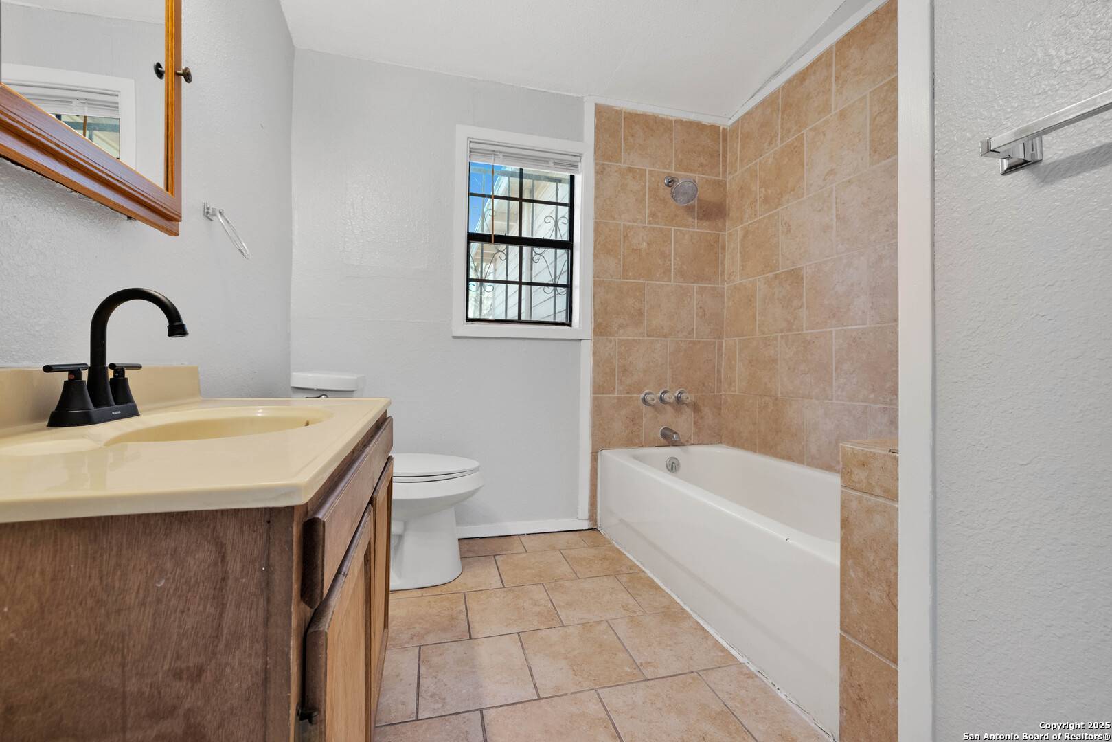 San Antonio, TX 78228,652 N San Ignacio UNIT 101