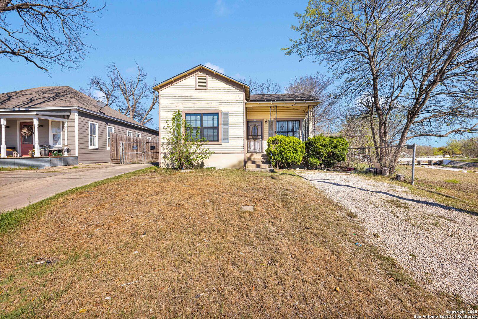 San Antonio, TX 78228,652 N San Ignacio UNIT 101