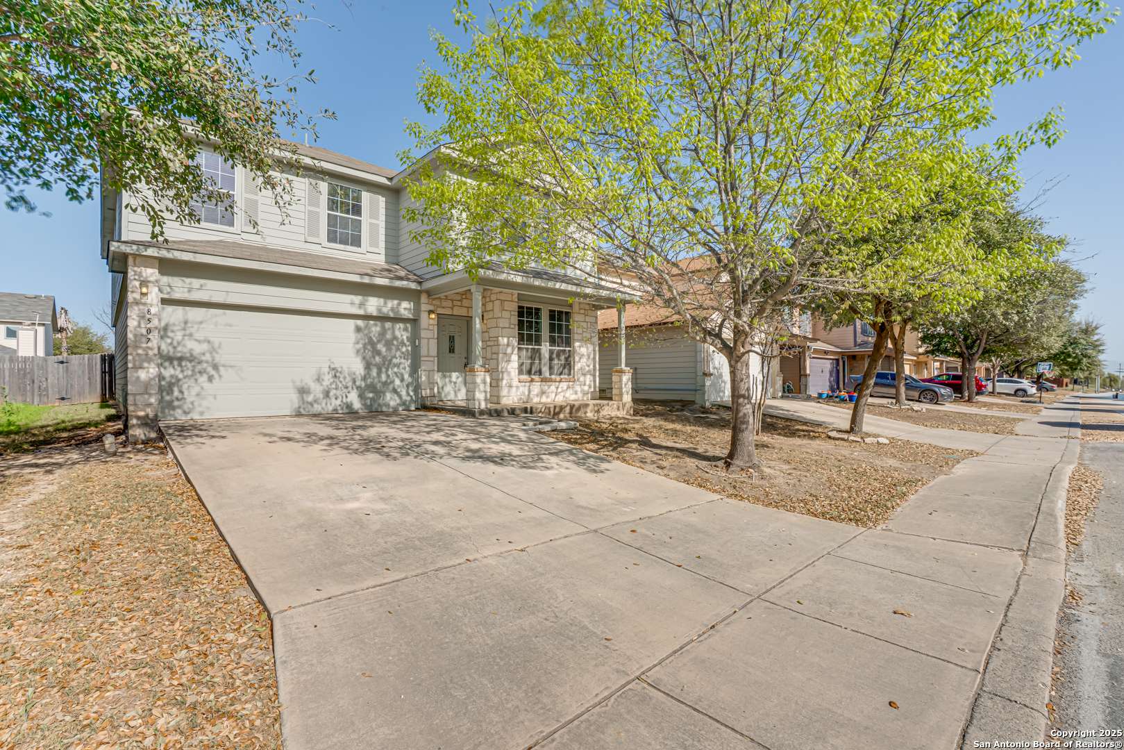 San Antonio, TX 78254,8507 Silver Willow