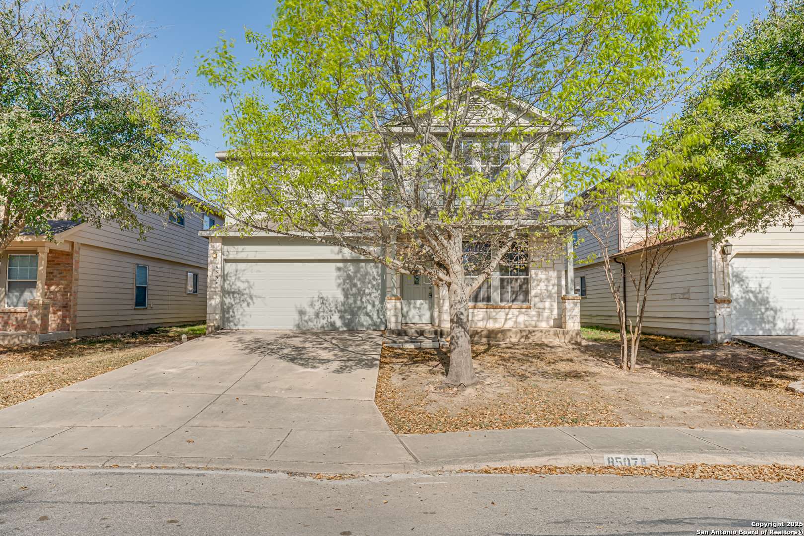 San Antonio, TX 78254,8507 Silver Willow