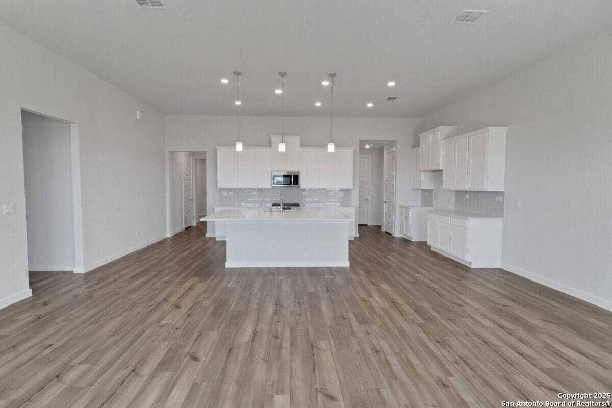 New Braunfels, TX 78130,2059 Newforest Peak