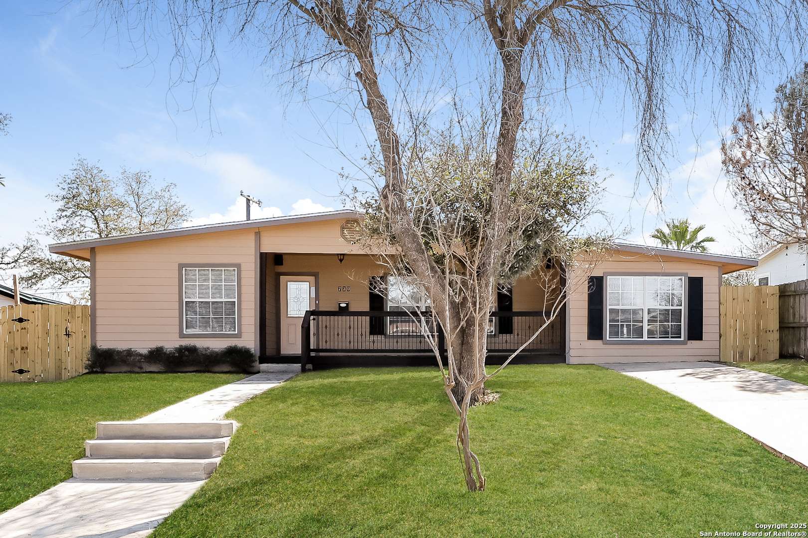 San Antonio, TX 78209,730 Olney