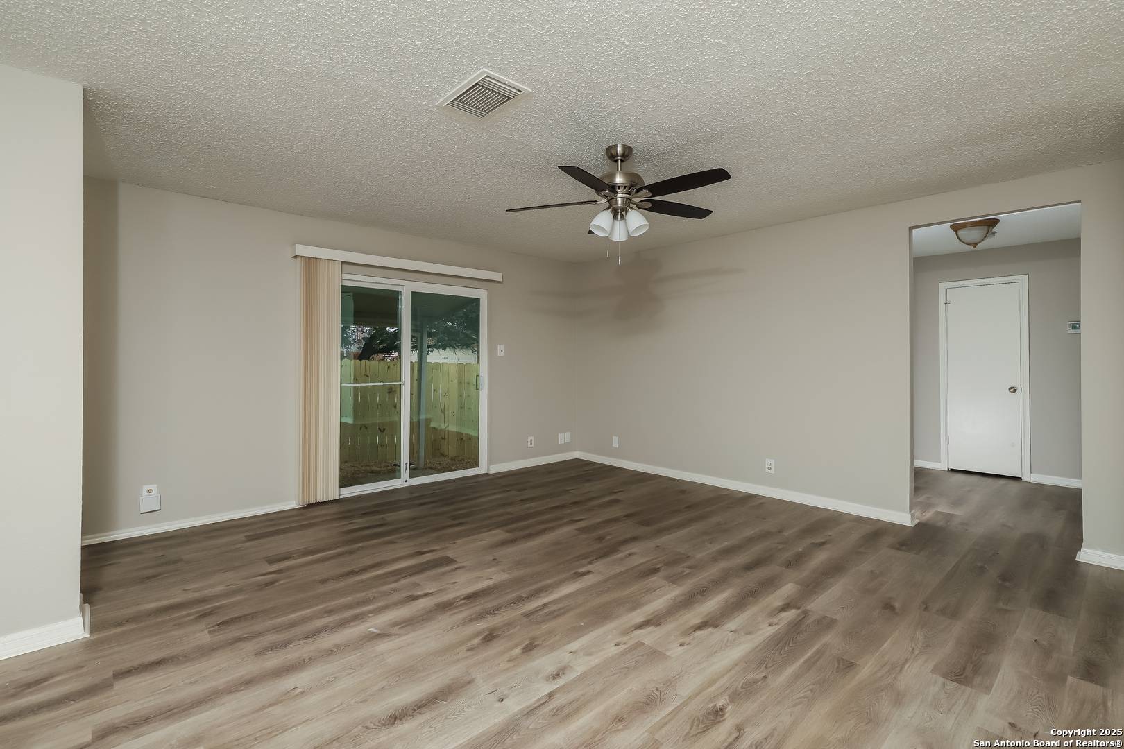 San Antonio, TX 78244,3701 Candlebluff