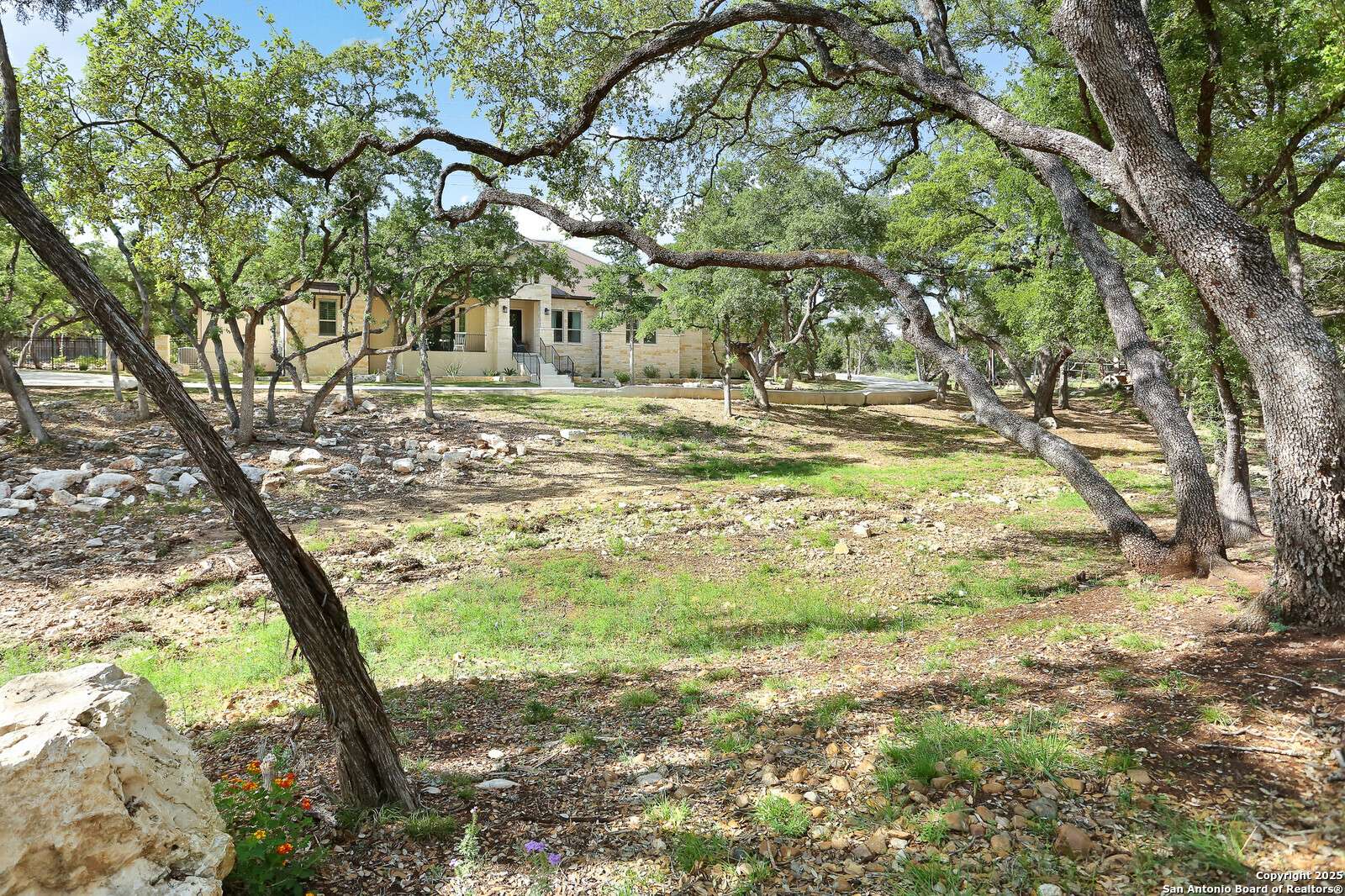 San Antonio, TX 78260,2727 Winding View
