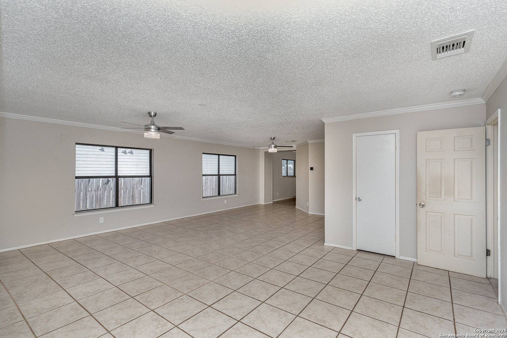 San Antonio, TX 78244,7307 Longing Trl