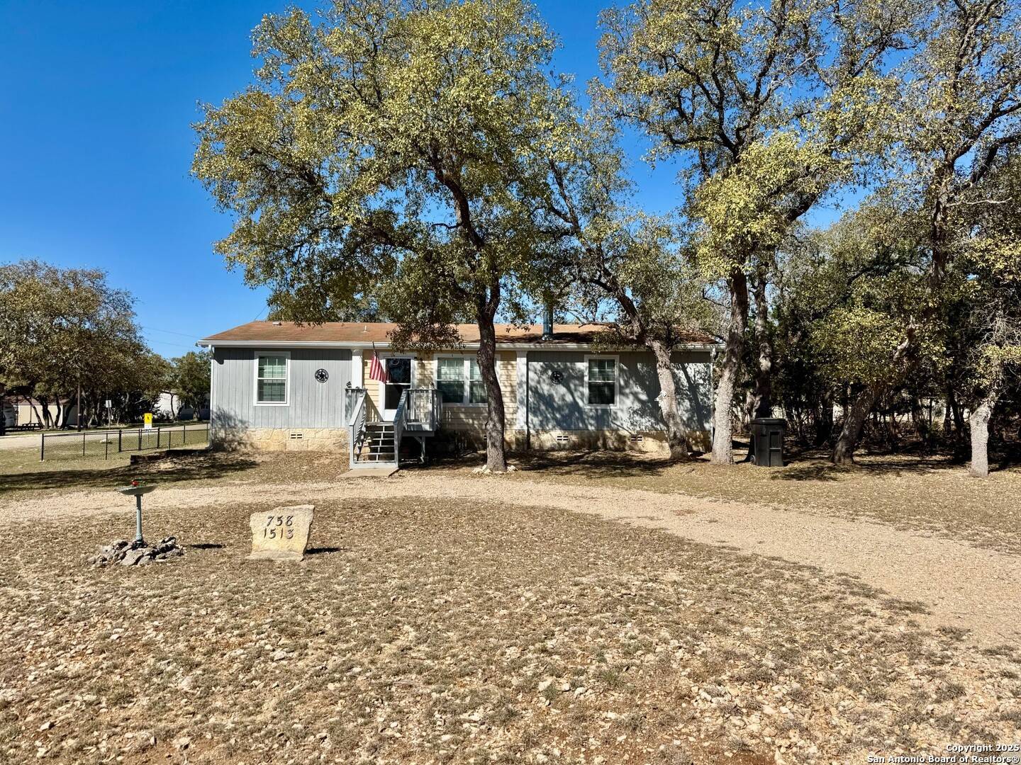Bandera, TX 78003,758 Pr 1513