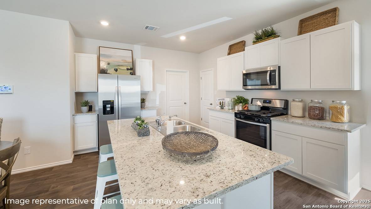 San Antonio, TX 78245,5845 Hartley Home