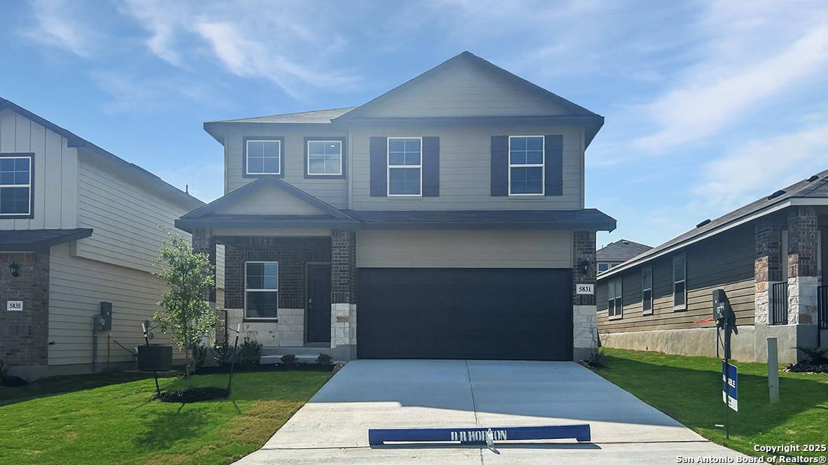 San Antonio, TX 78245,5831 Hartley Home