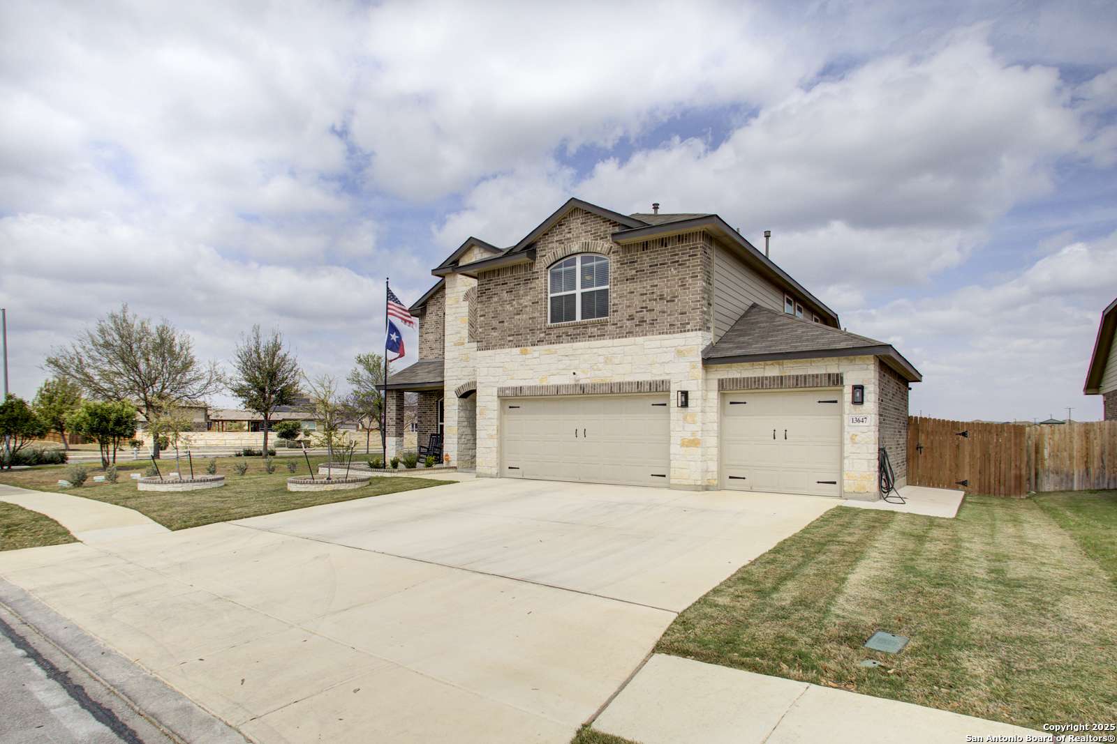 San Antonio, TX 78254,13647 Valley Lake