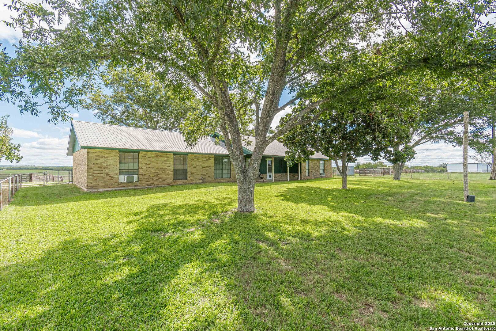 La Vernia, TX 78121,2034 County Road 342