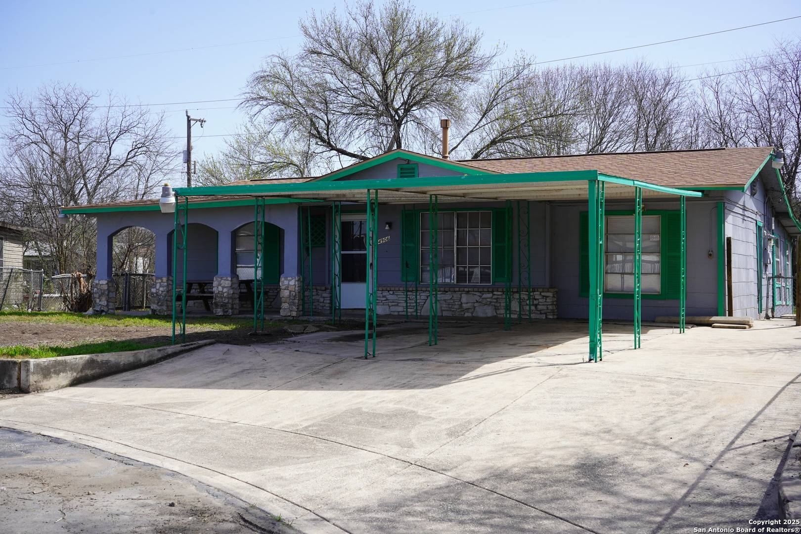 San Antonio, TX 78237,4906 Pharis