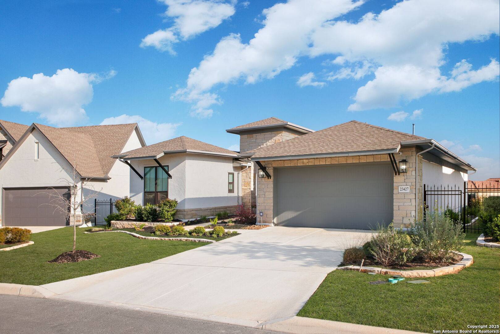 San Antonio, TX 78261,23427 Grande Vista