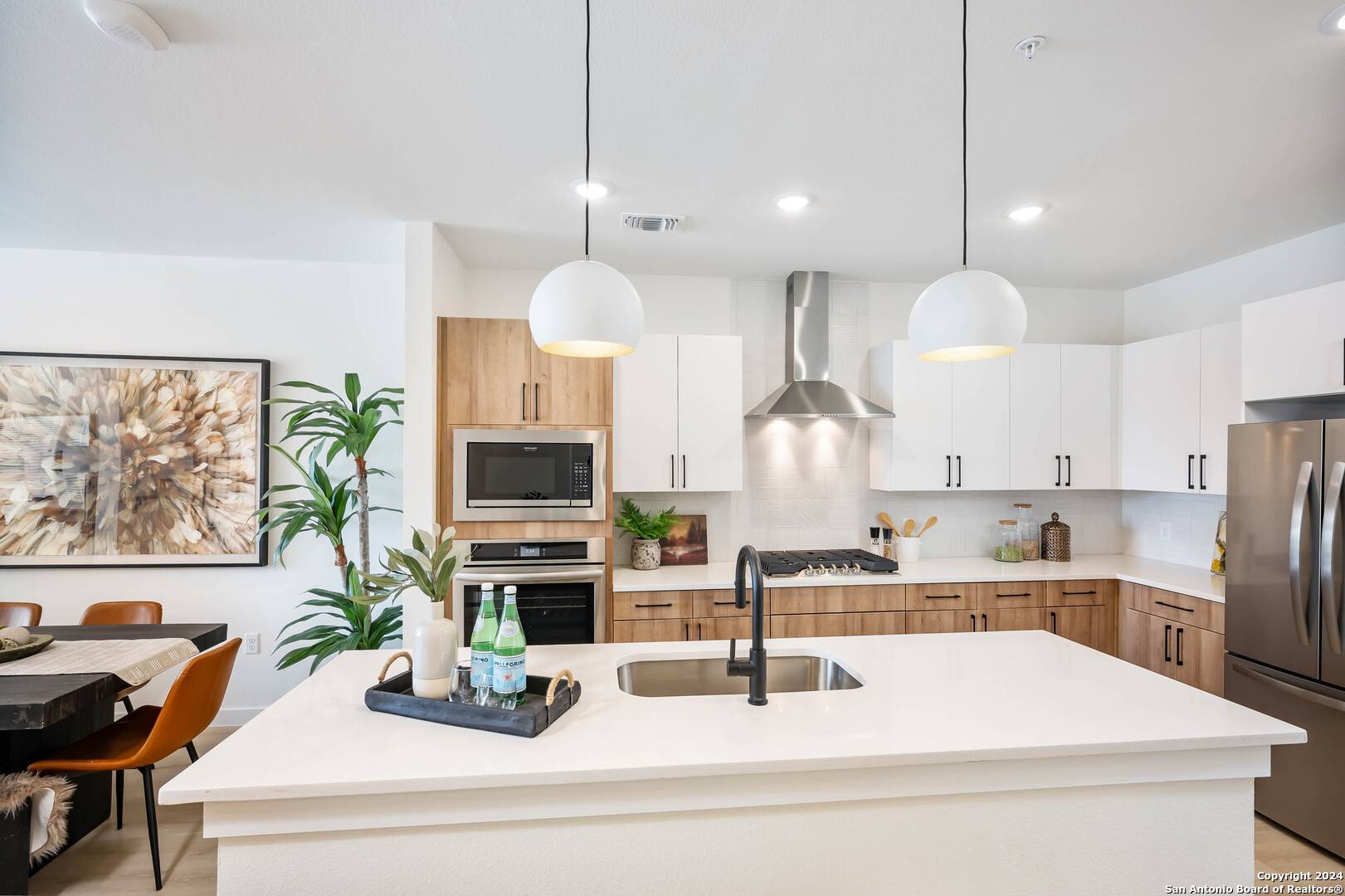San Antonio, TX 78212,719 Locust St UNIT 2104