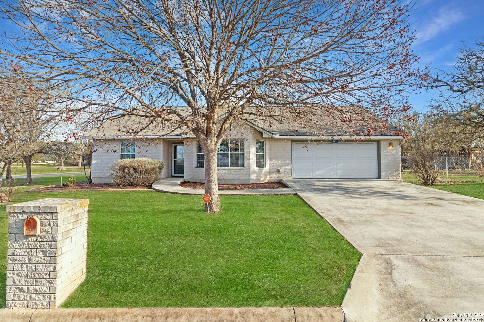 Kerrville, TX 78028,102 Sandlewood