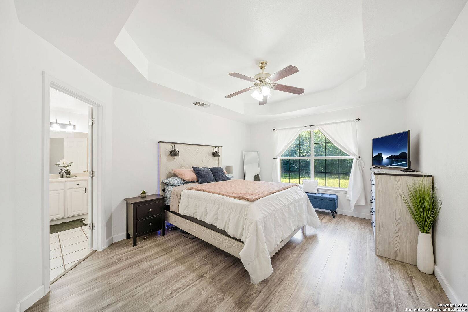 Castroville, TX 78009,116 River Knoll