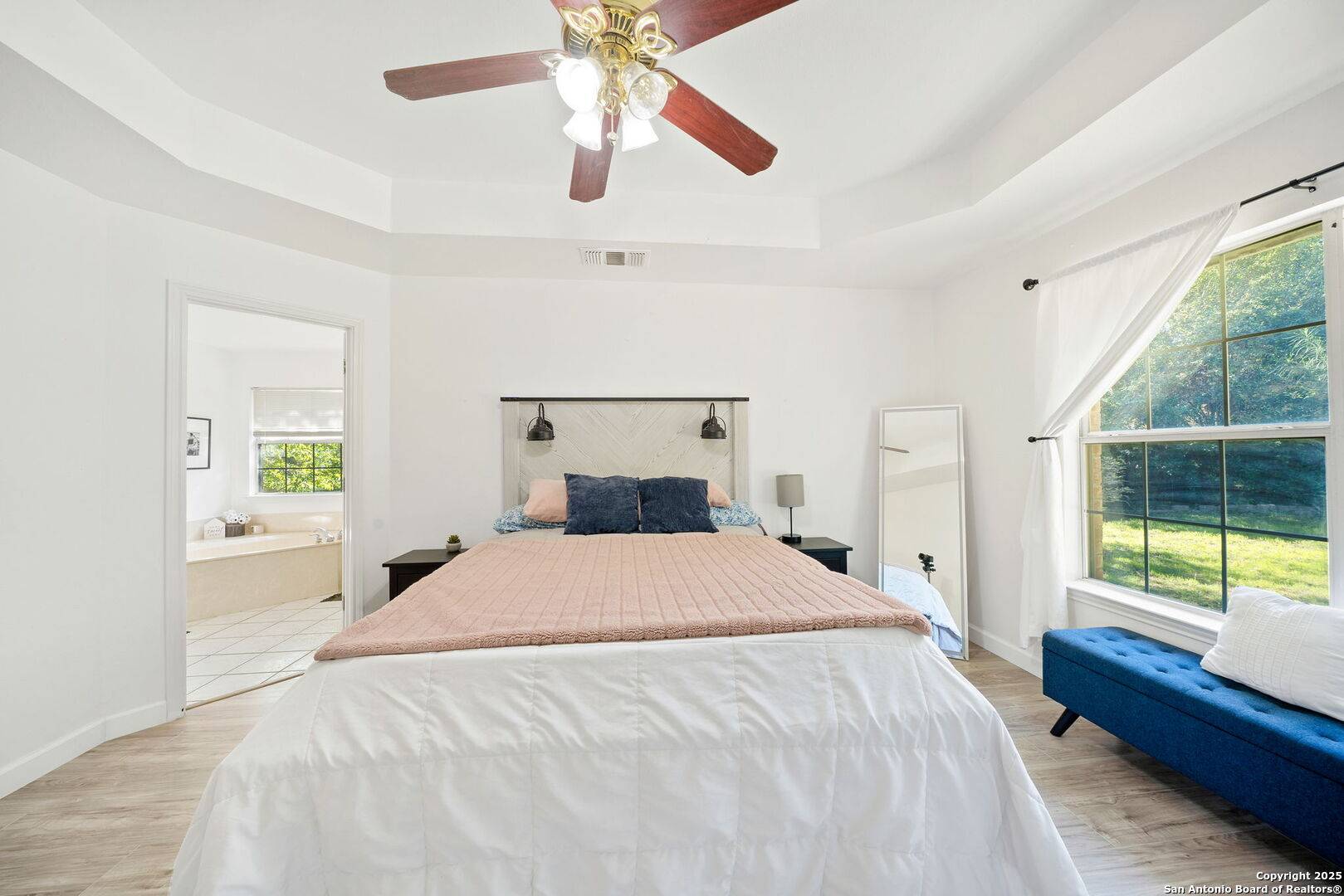 Castroville, TX 78009,116 River Knoll