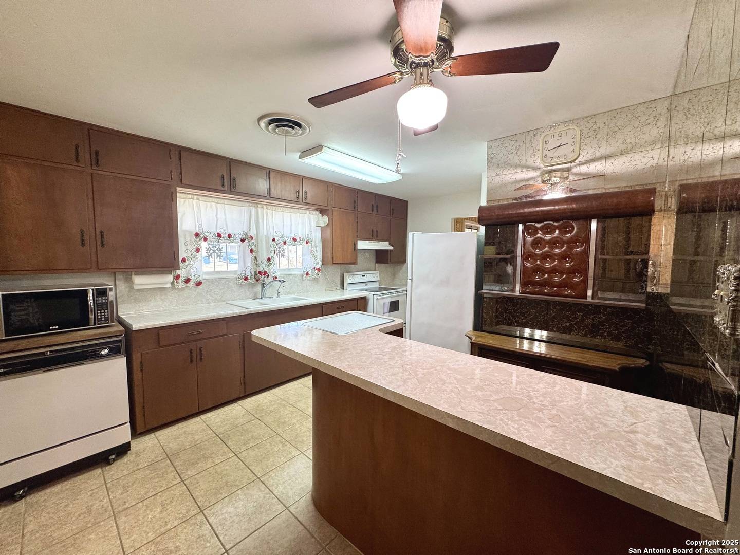 San Antonio, TX 78223,430 Anton