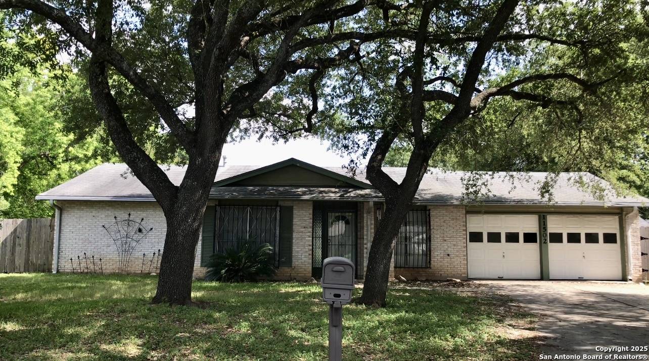 San Antonio, TX 78230,11502 Old Manse