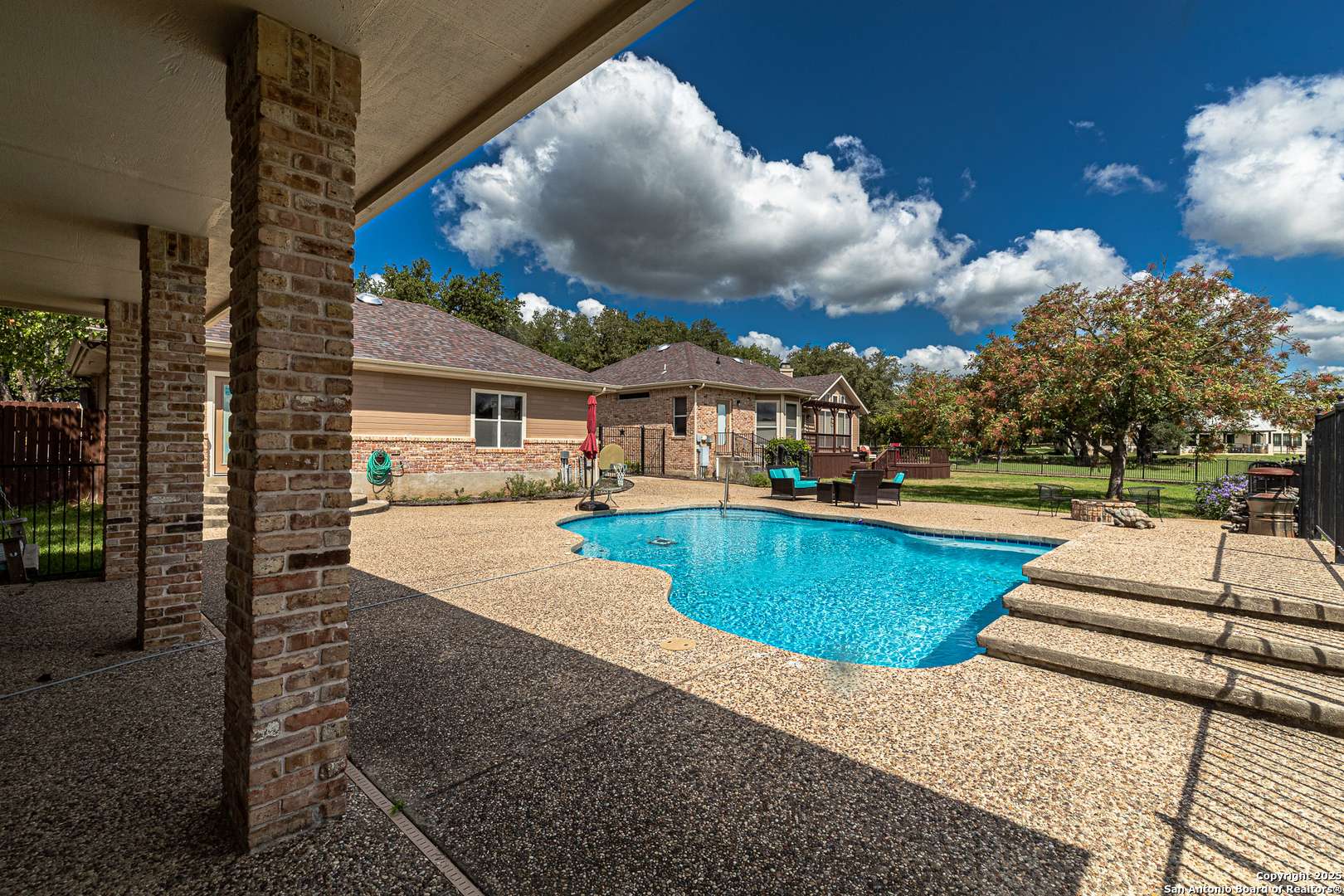 Boerne, TX 78015-8304,105 CIBOLO PASS
