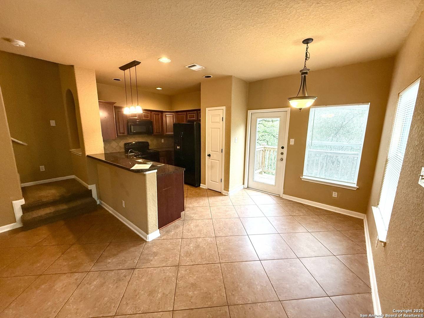 San Antonio, TX 78255,7418 Moss Brook Dr UNIT 102