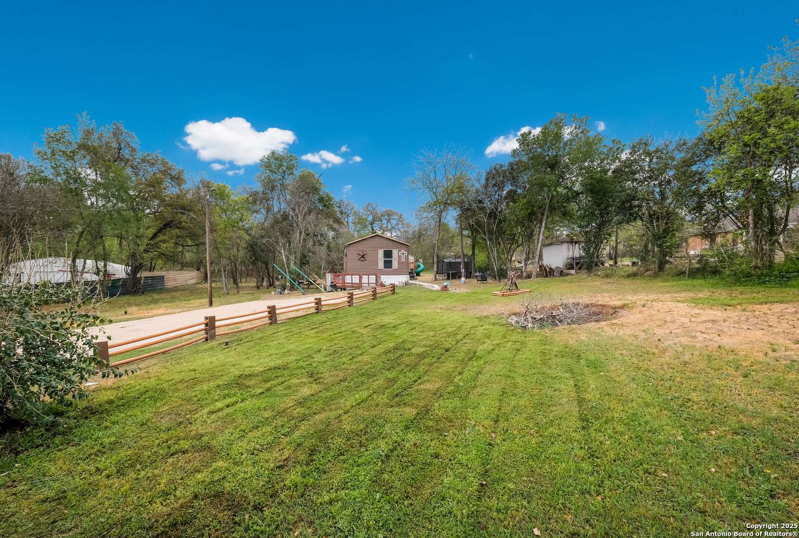 Seguin, TX 78155,110 Old St