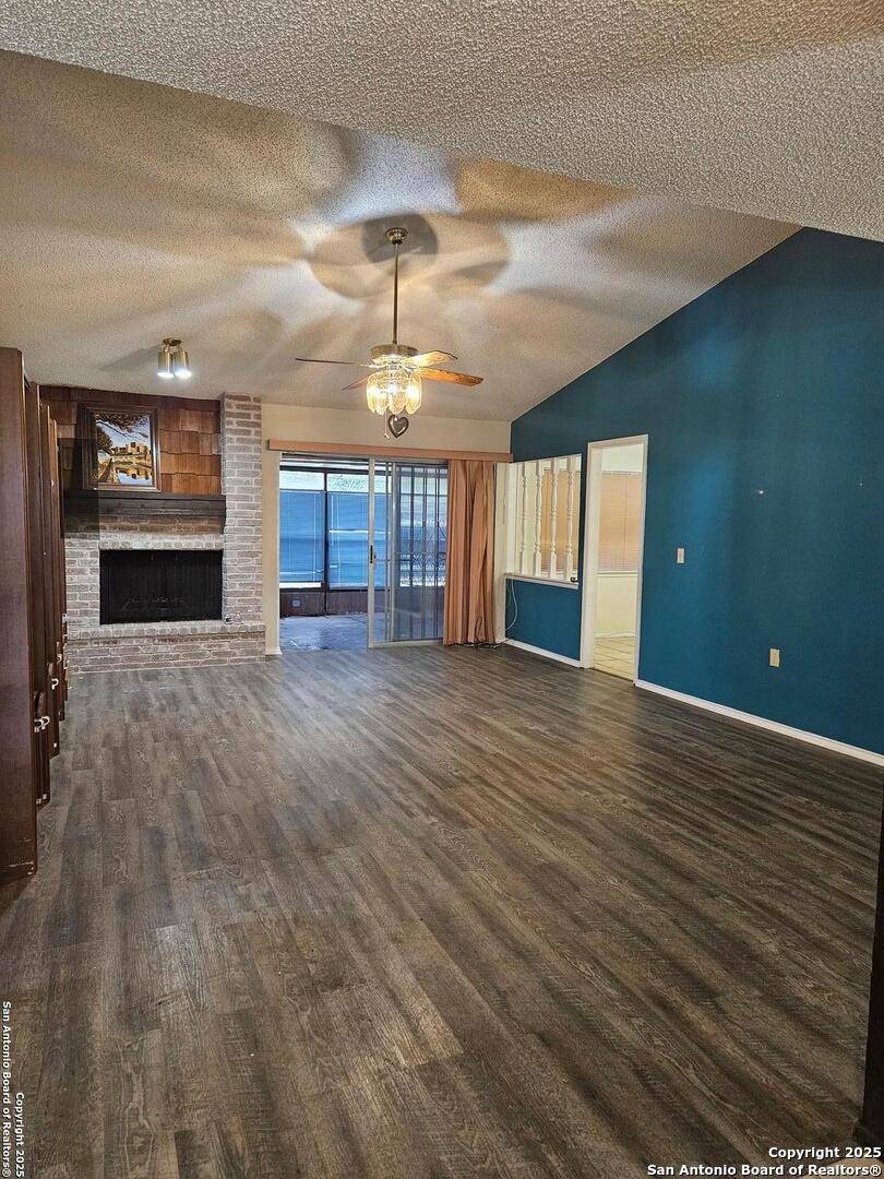 San Antonio, TX 78222,6102 Sandy Lake