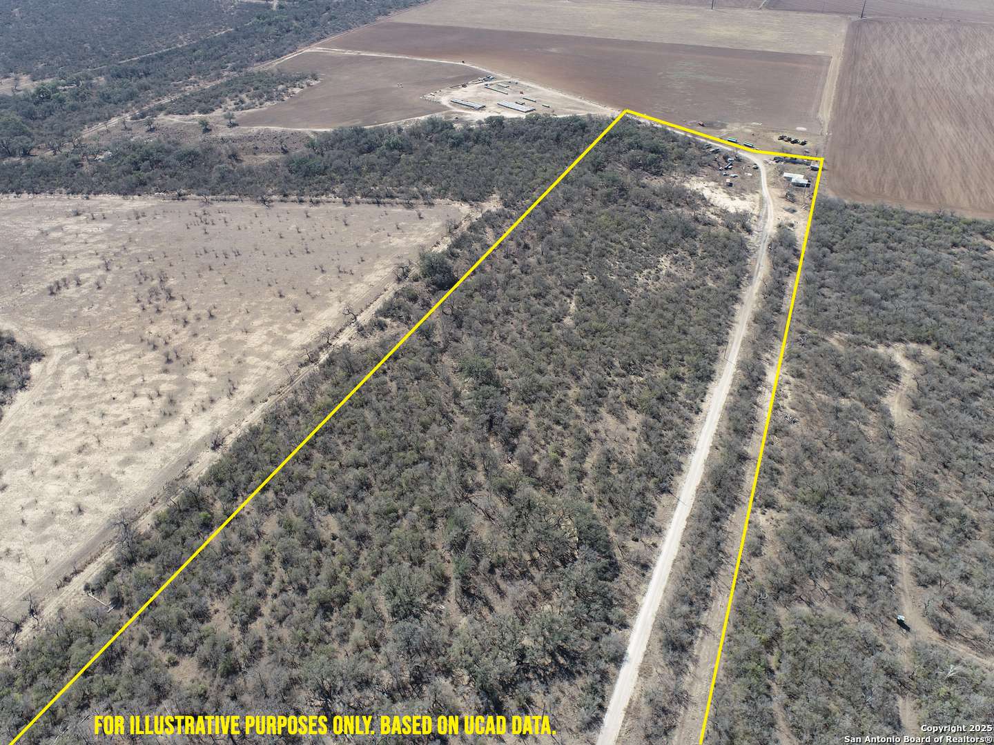 Sabinal, TX 78881,480 County Road 317