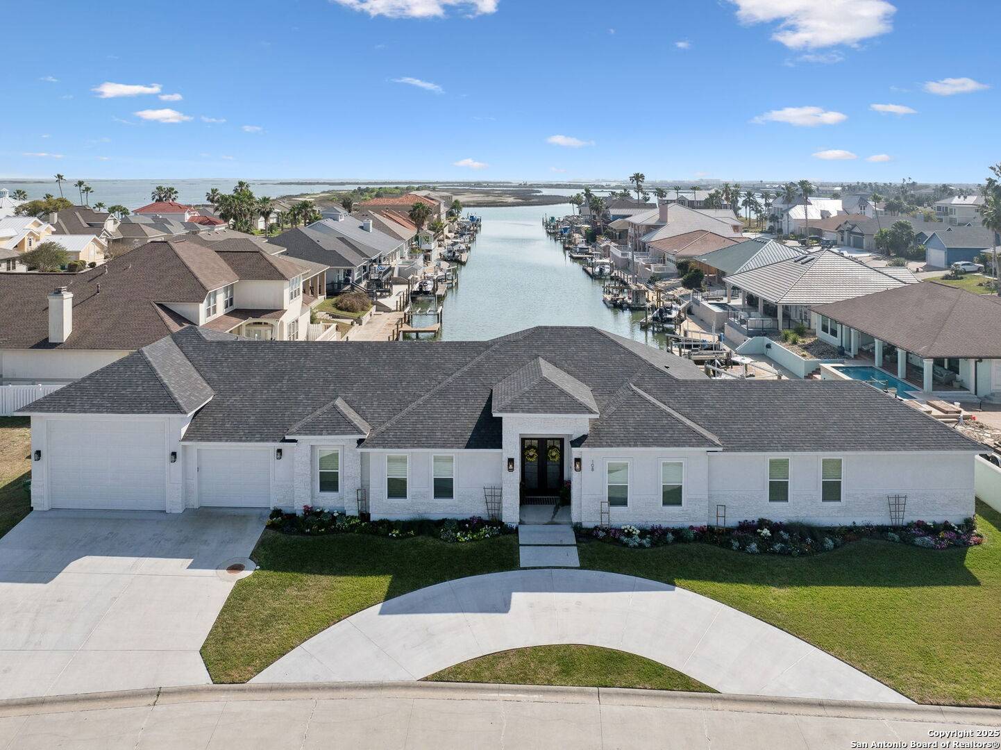 Aransas Pass, TX 78336,108 Bay Harbor