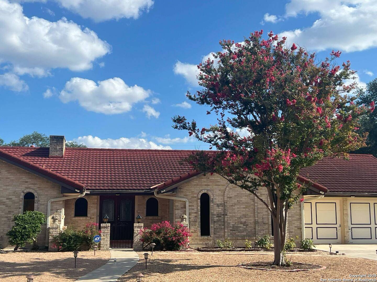 Windcrest, TX 78239,706 Golfcrest Dr