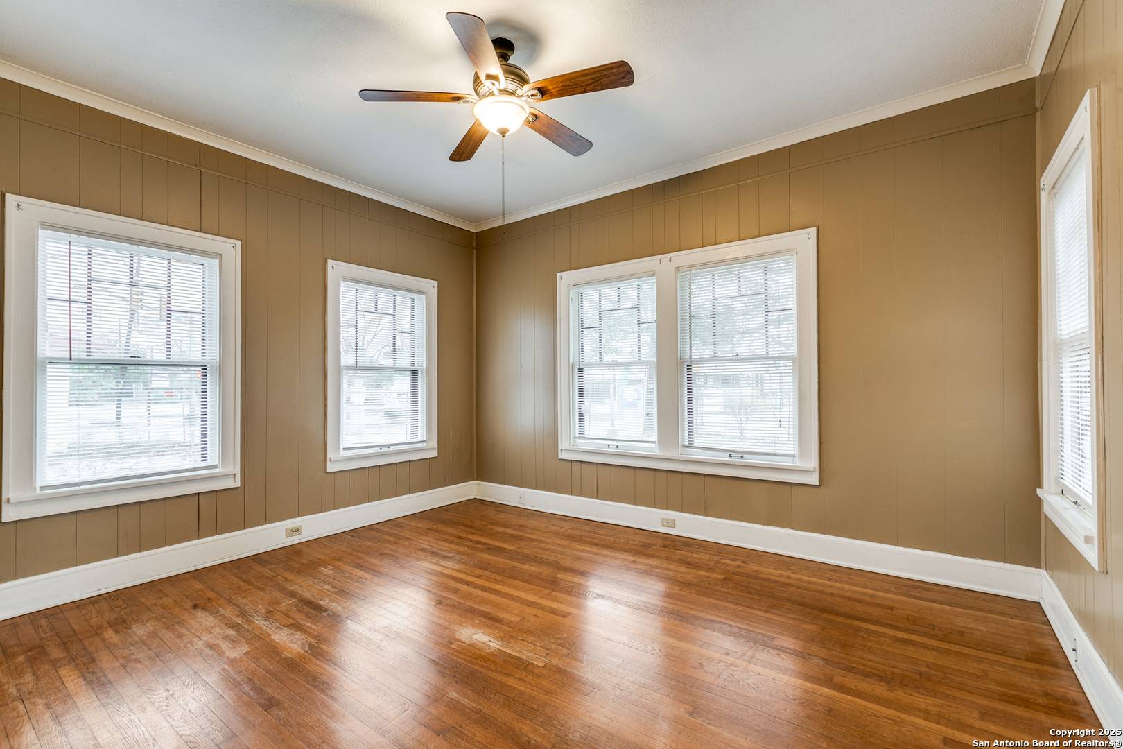 San Antonio, TX 78201,1605 W Summit