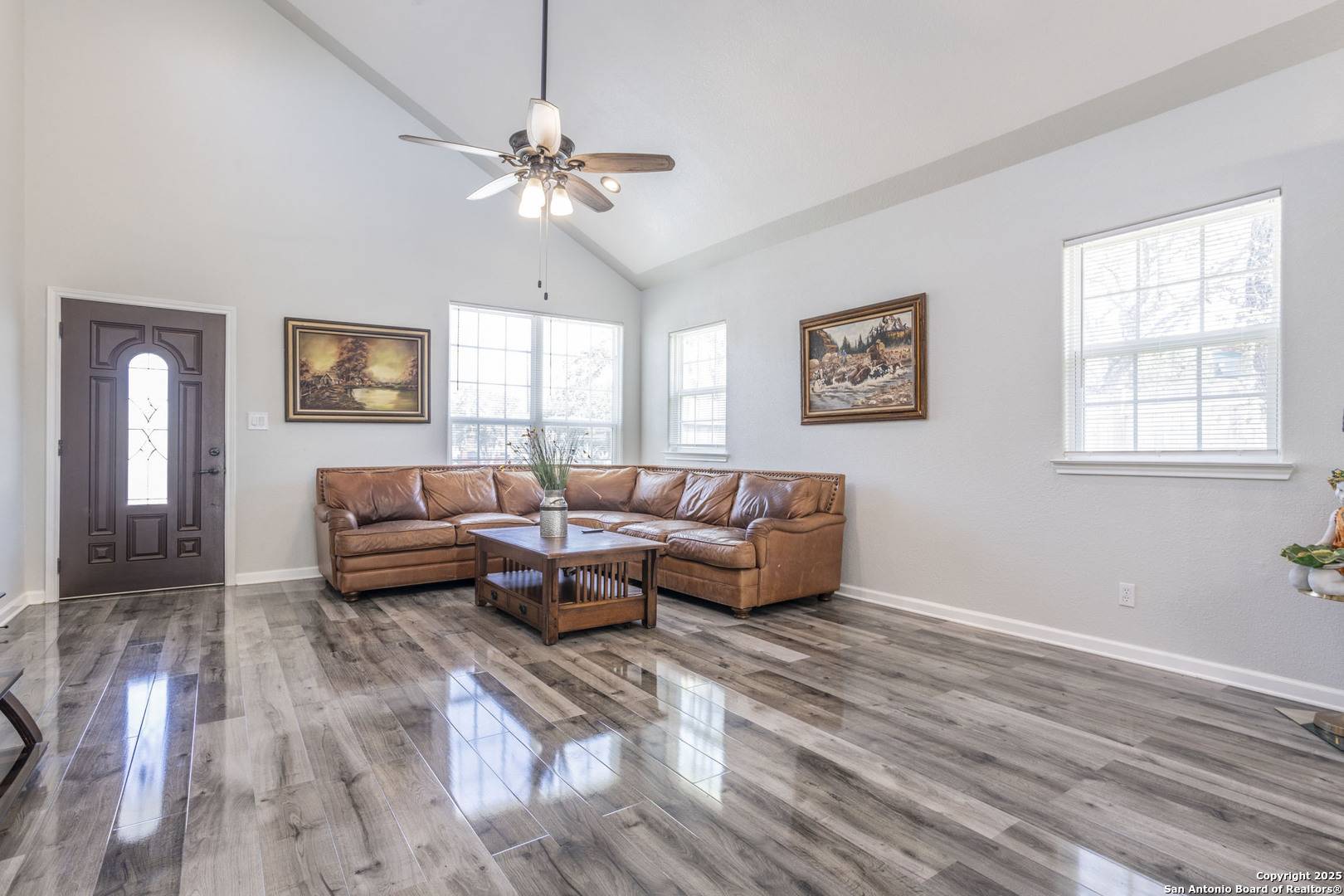 Pipe Creek, TX 78063,686 Elmhurst