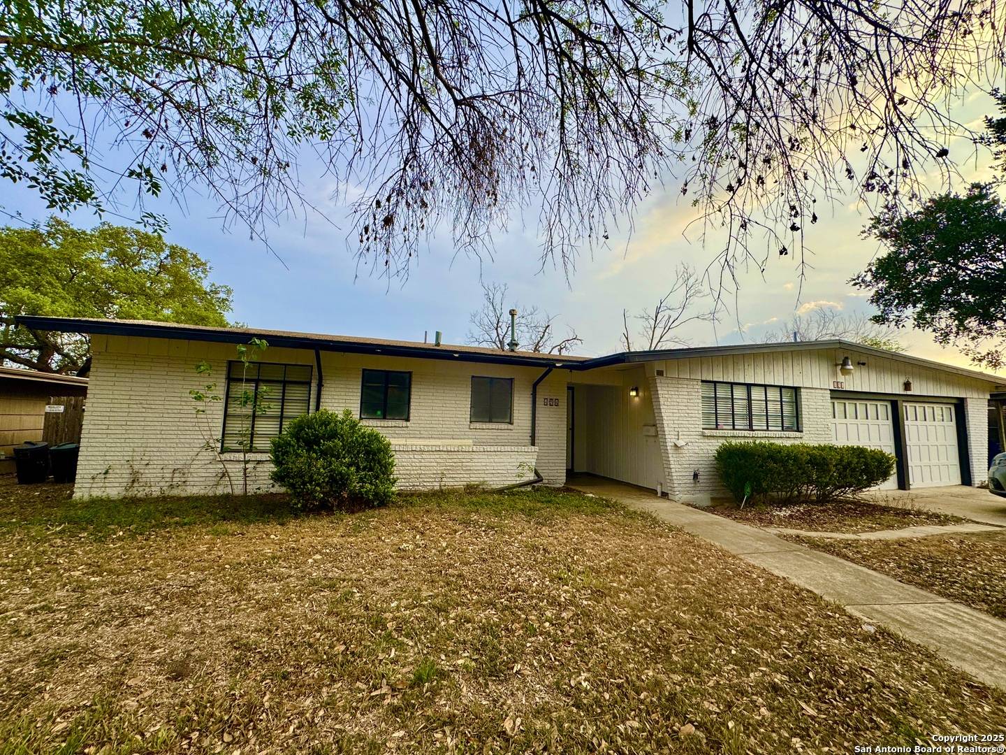 San Antonio, TX 78216-6814,454 SHADYWOOD LN