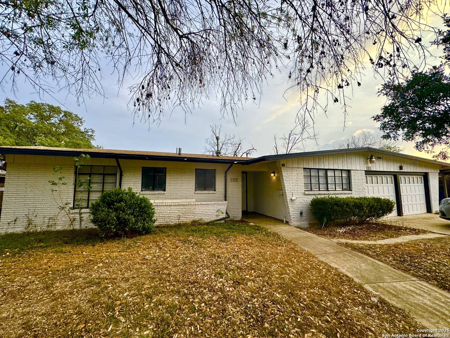 San Antonio, TX 78216-6814,454 SHADYWOOD LN